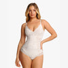 Body sculptant avec dentelle